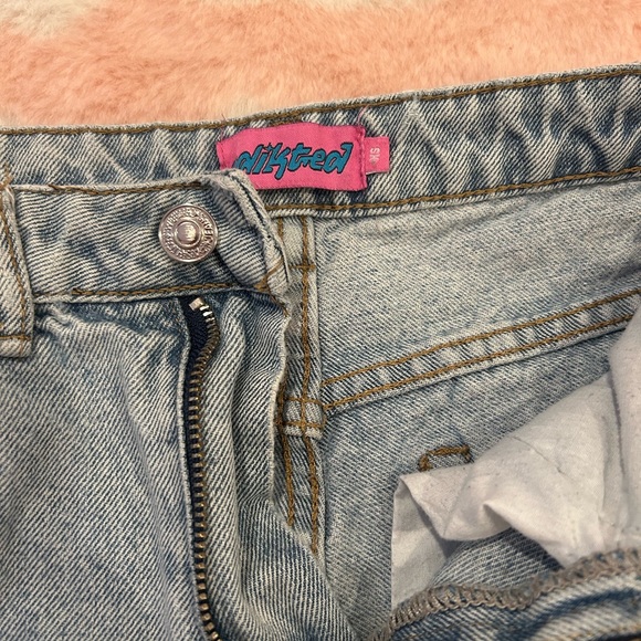 Edikted Wide or Die Ripped Jeans - Picture 5 of 8